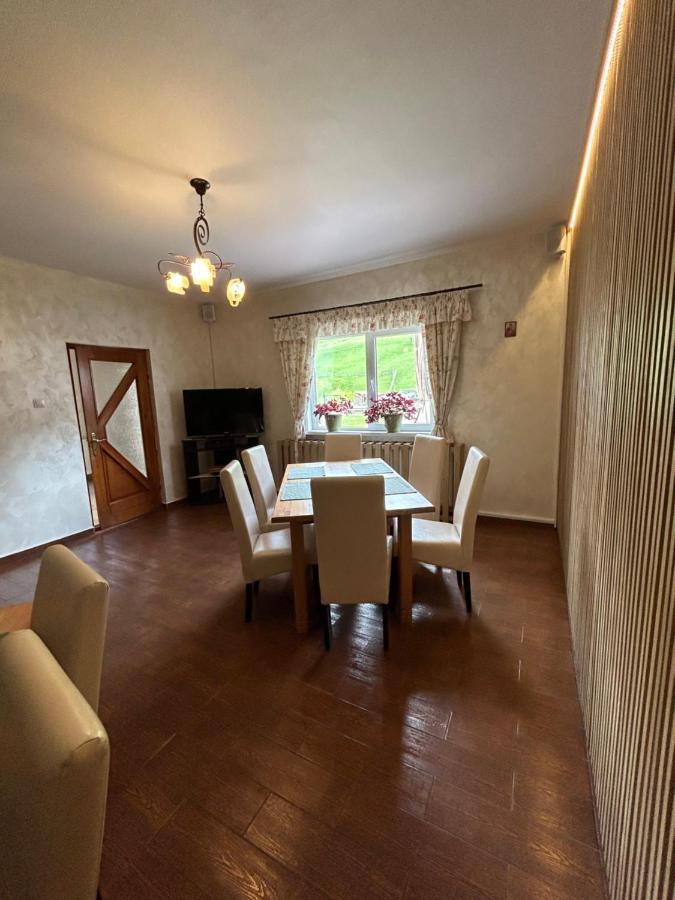 Casa Mia Hotel Moeciu De Sus Bagian luar foto