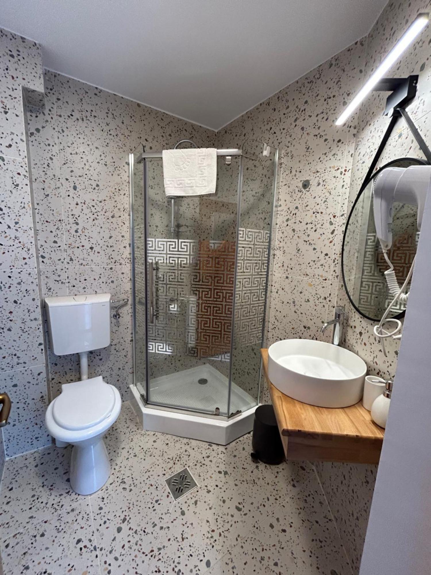 Casa Mia Hotel Moeciu De Sus Bagian luar foto