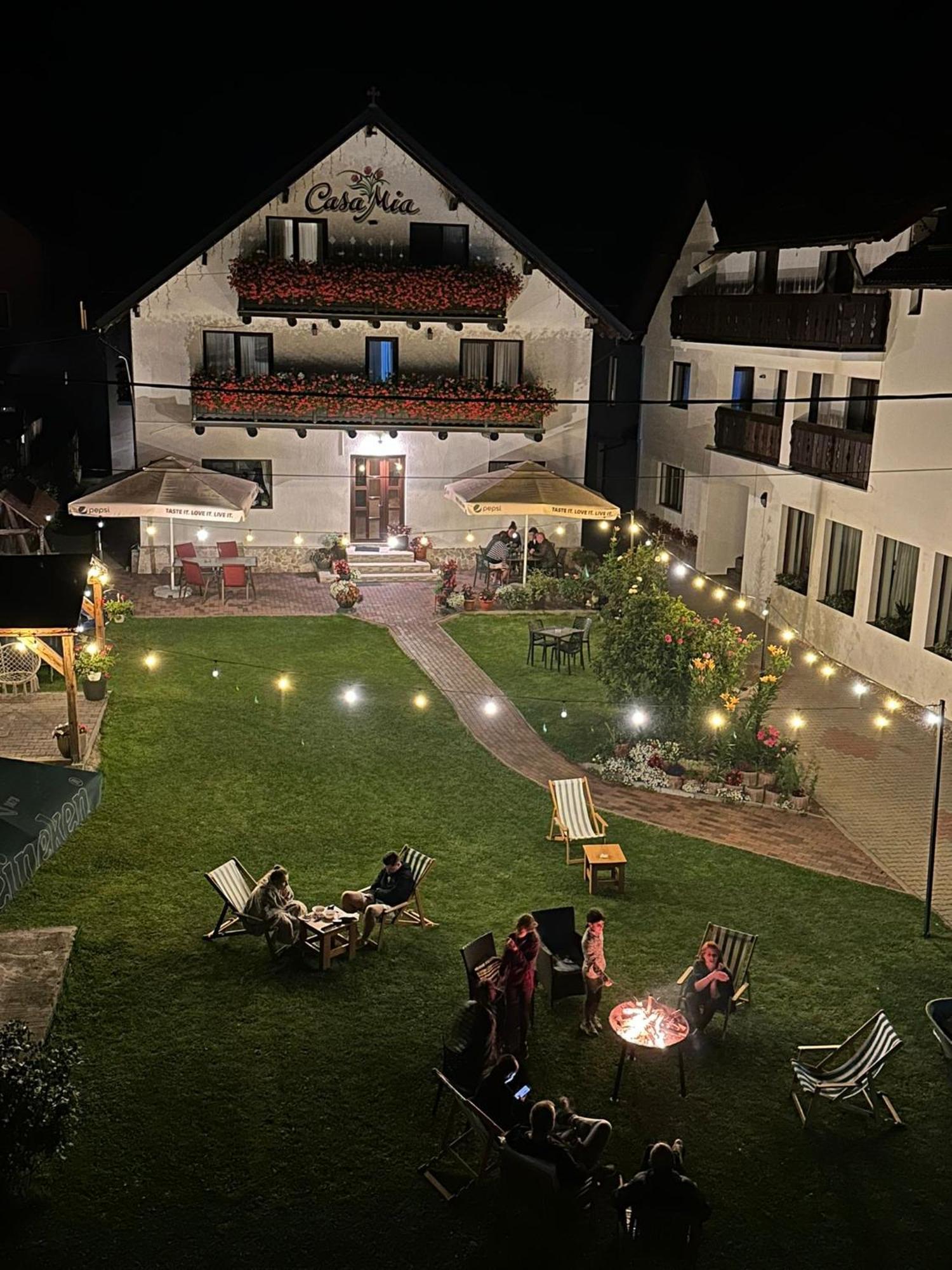 Casa Mia Hotel Moeciu De Sus Bagian luar foto